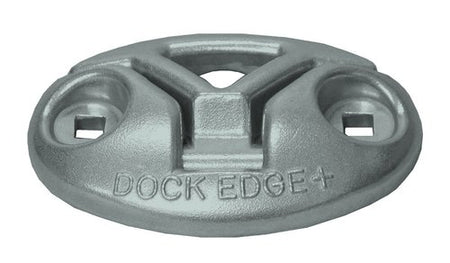 Bropullert fra Dock Edge monteret på en båd med ankerspil i baggrunden