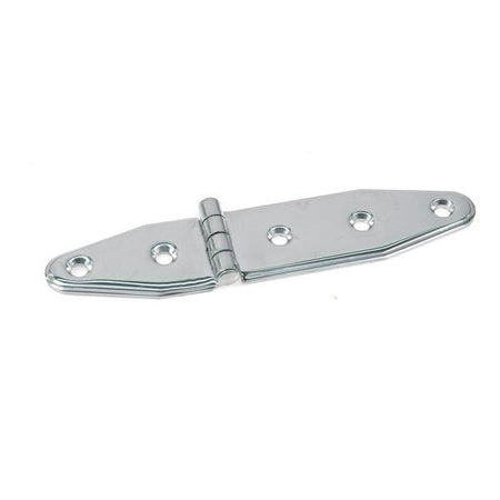 Hængsel 130 x 28mm fra 1852 set forfra på en båd