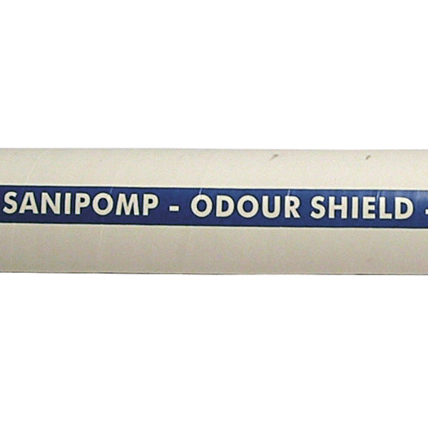 SeaTec toiletslange 25mm i brug, monteret på marinesanitetssystem.