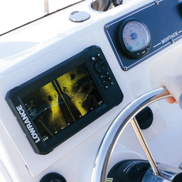 Lowrance, Eagle 7 Tripleshot set fra siden med tilbehør