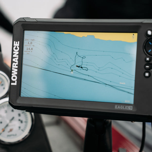 Brugergrænseflade af Lowrance EYE-9 Live i brug.
