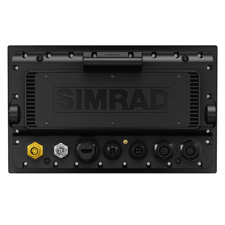 Simrad NSS 4 10" enhed monteret på bådens kontrolpanel