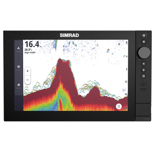 Simrad NSS 4 12" skærm i brug på en båd