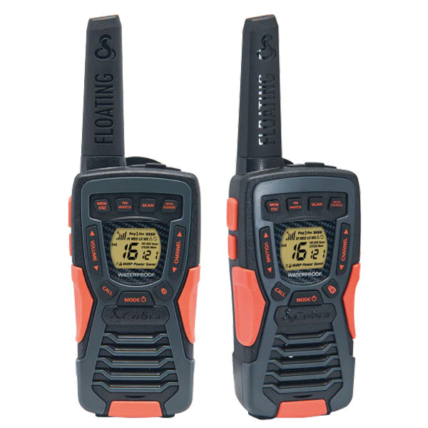 Cobra AM1055 PMR radio set op med klar display og betjeningselementer