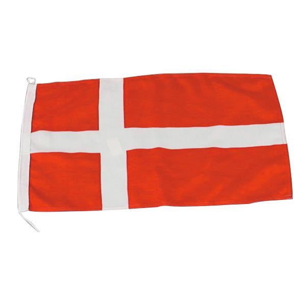 Gæsteflag Danmark 20x30 cm fra 1852, vist hængende på en båd