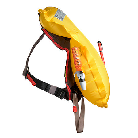 Detalje af Crewsaver Crewfit 180N Pro red livvests spænde