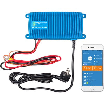 Victron Blue Smart lader 24V 12Amp set fra siden.