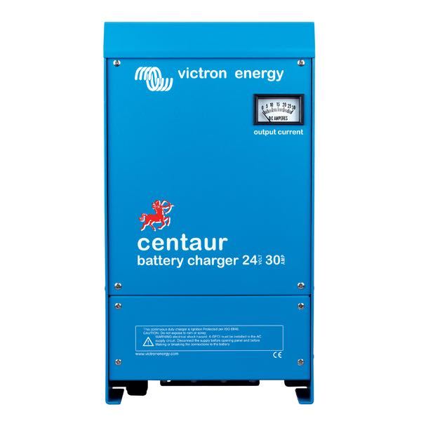 Victron Centaur lader 12V 30 Amp vist frontal, klar til installation.