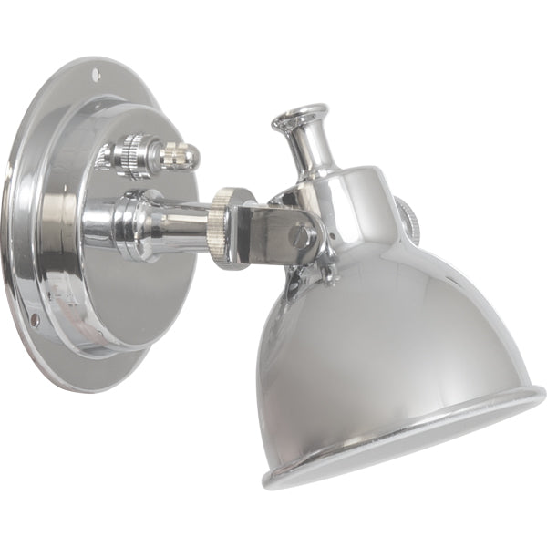 SeaTec salonlampe i forkromet design, monteret på en væg i en båd
