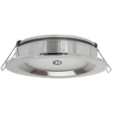 Grå Casolux lampe set fra siden, klar til installation på båd
