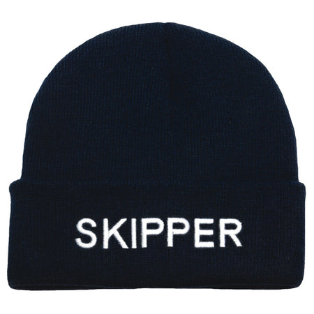 SeaTec skipper hue i blå akryl, set forfra på hvid baggrund.