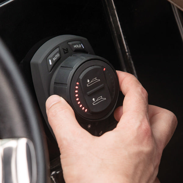 Detalje af knapper på Lenco Pro Control Auto Flybridge Keypad