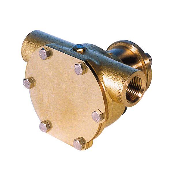 SeaTec, Pumpe med flange til motor ST135 set fra siden med detaljeret design.