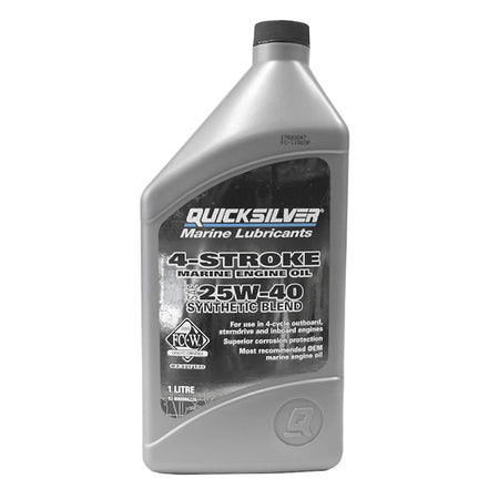 Quicksilver 25W-40 motorolie viser etiketten med specifikationer