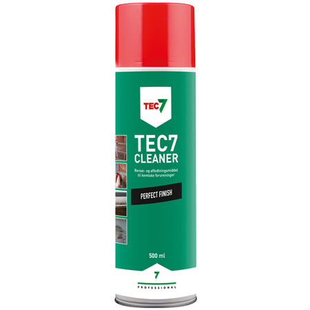 Tec7 Cleaner Spray i 500 ml flasken, ideel til bådrensning og vedligeholdelse.