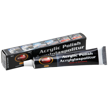 Autosol Acryl polish 75ml stående på en arbejdsbænk med bådplejeudstyr