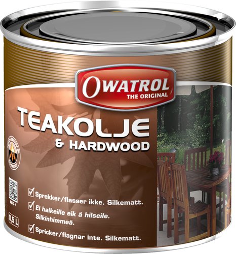 Owatrol teakolie i 0,5 liter flaske, klar til brug på båd