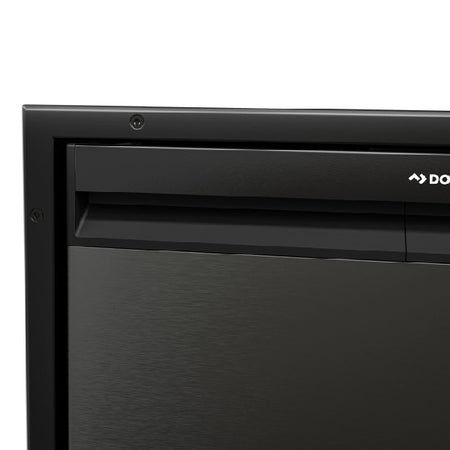 Dometic ramme RF316 vist fra oven med detaljer i rustfrit stål