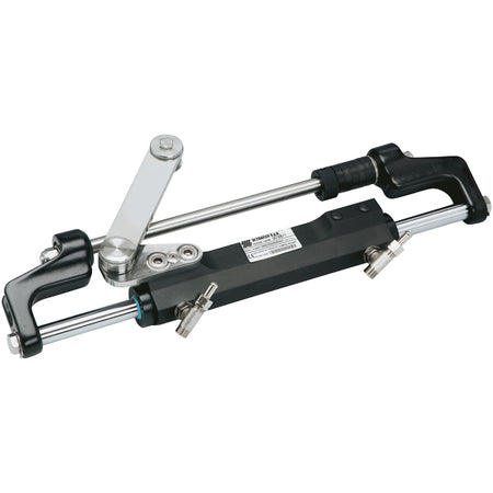 Ultraflex cylinder model 1 installeret på båd med motor